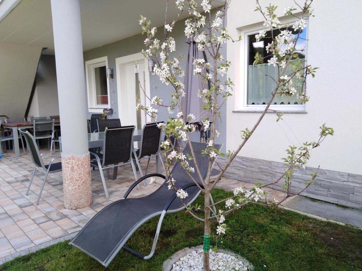 Ferienwohnung Bergblick Niedernsill Exterior foto